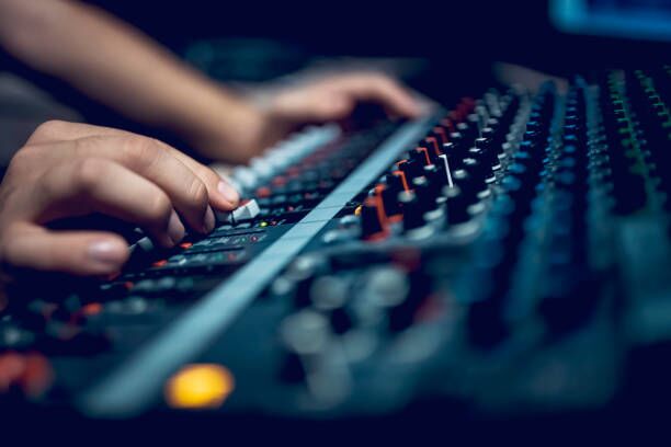 The benefits of using a professional recording studio